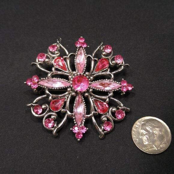 Vintage Pink Rhinestone Floral Brooch Silver Tone 1990s Sparkling Pin - Picture 3 of 5